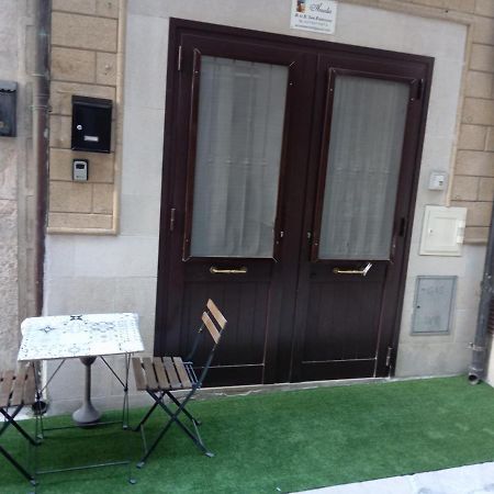 Amalia B&B San Francesco Bari Buitenkant foto