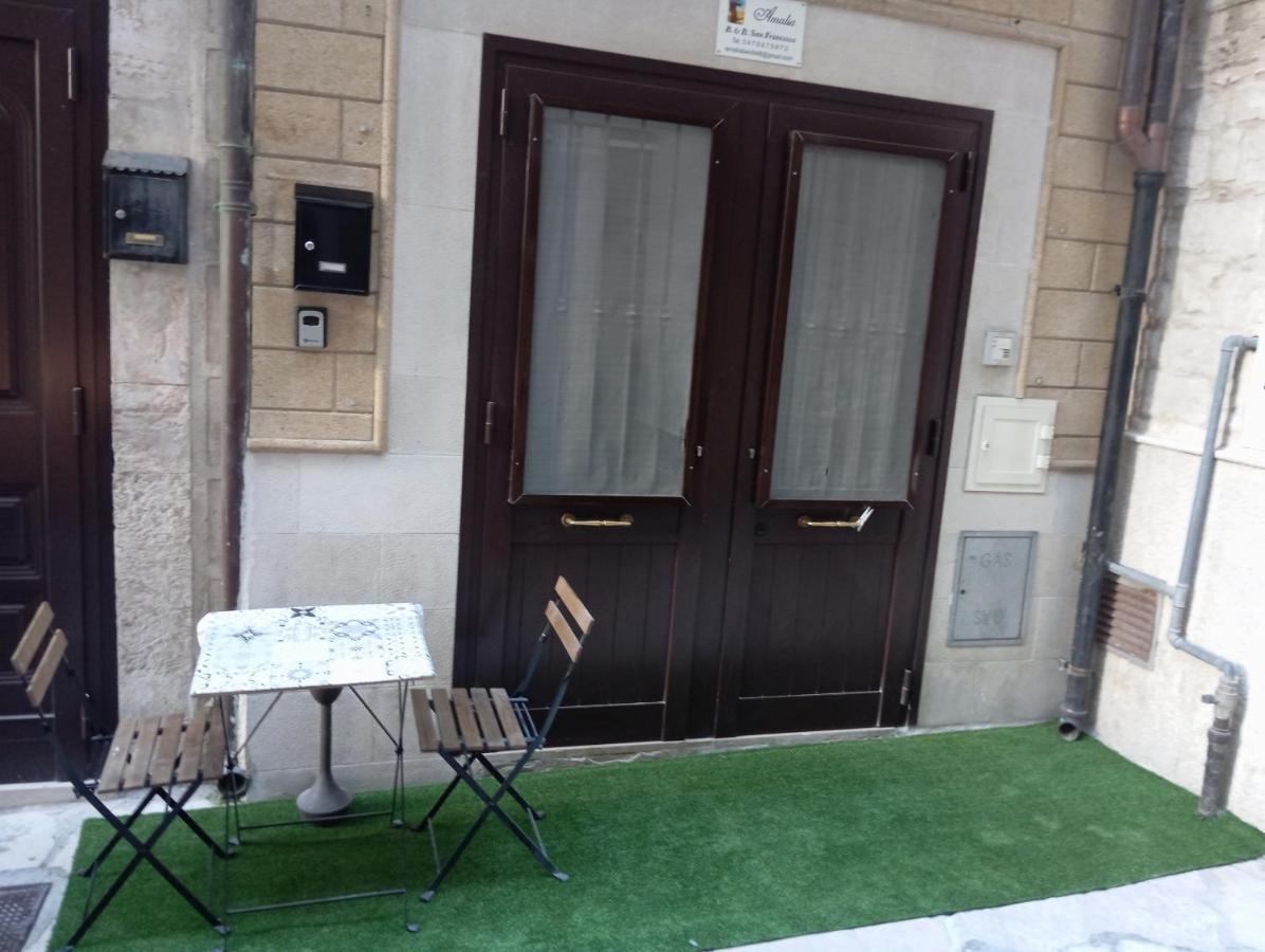 Amalia B&B San Francesco Bari Buitenkant foto